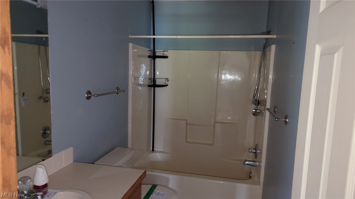 Long Lake Estate #2 - Residential