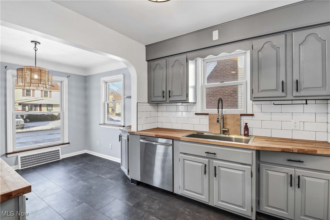 13509 Wainstead Avenue