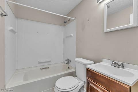 Tiny photo for 2855 Lincoln Street, Lorain, OH 44052 (MLS # 5237226)