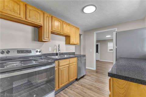 Tiny photo for 2855 Lincoln Street, Lorain, OH 44052 (MLS # 5237226)