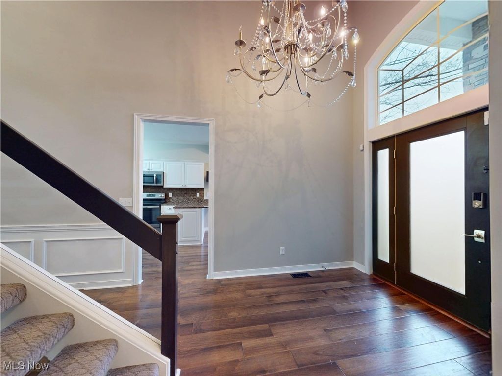 Photo of 261 Burwick Road, Highland Heights, OH 44143 (MLS # 5175138)