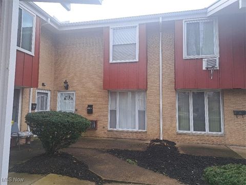 1250 E 276th Street, Euclid, OH 44132 - #: 5113456