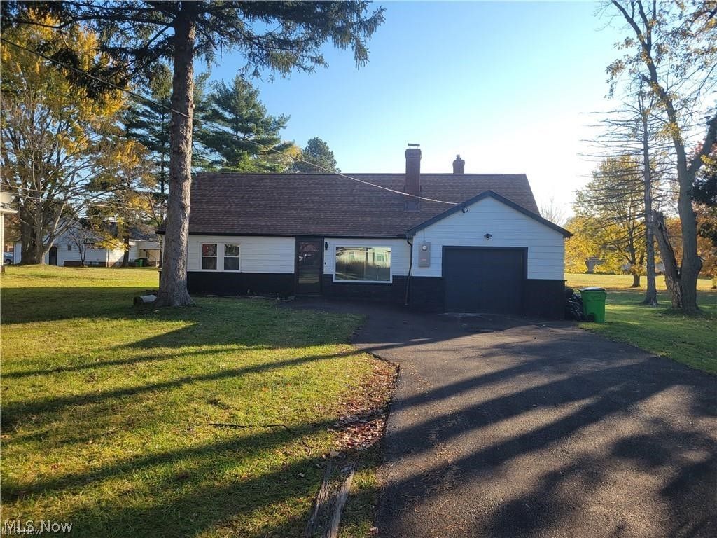 Photo of 5285 Mardale Avenue, Bedford Heights, OH 44146 (MLS # 5192576)