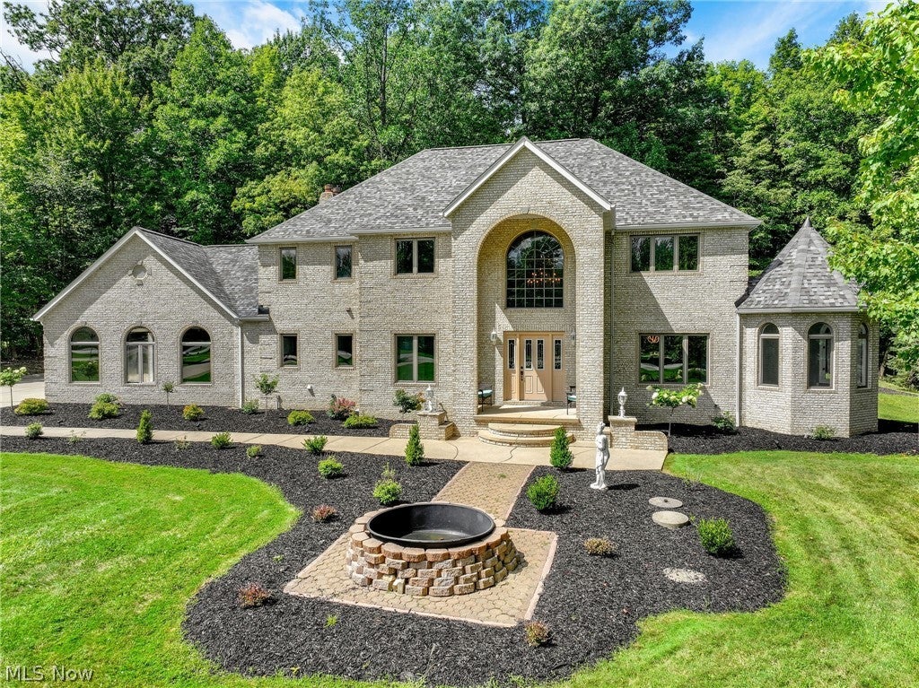 8190 Mount Royal Drive