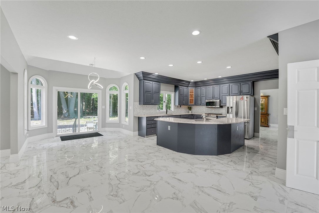 8190 Mount Royal Drive