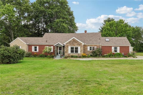 Photo for 171 N Medina Line Road