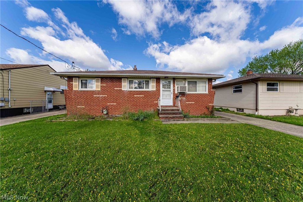 Photo of 5884 Michael Drive, Brook Park, OH 44142 (MLS # 5204130)