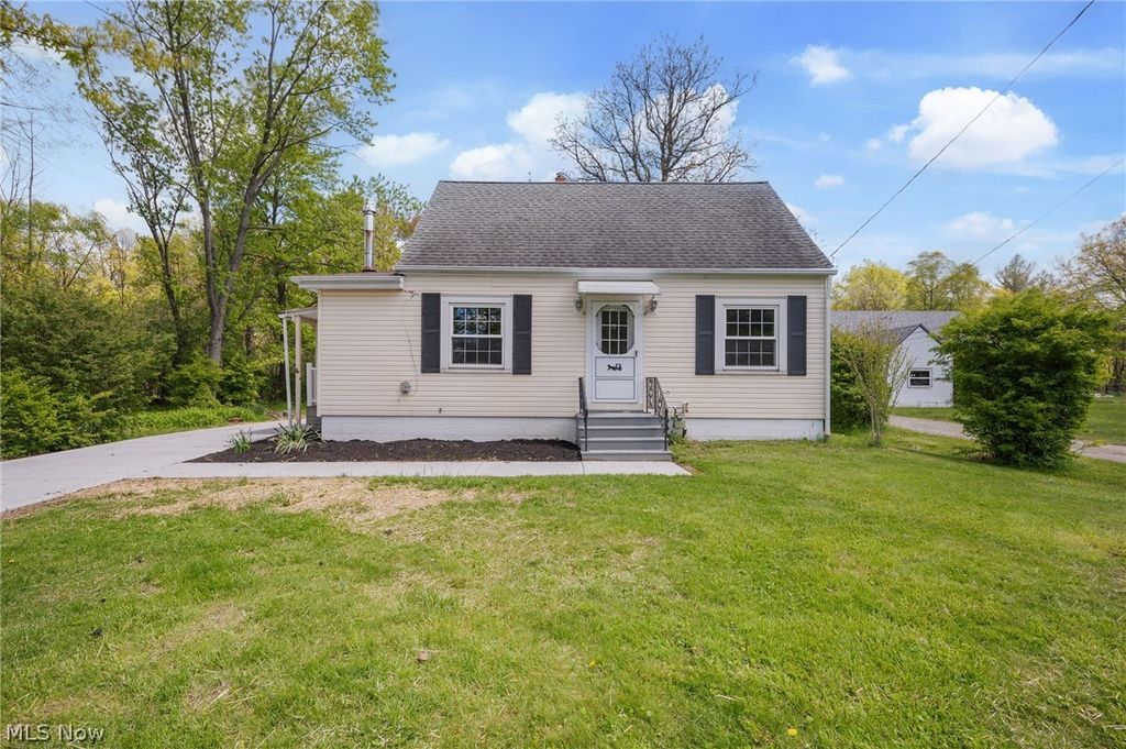 Photo of 7531 Macedonia Road, Oakwood, OH 44146 (MLS # 5209933)