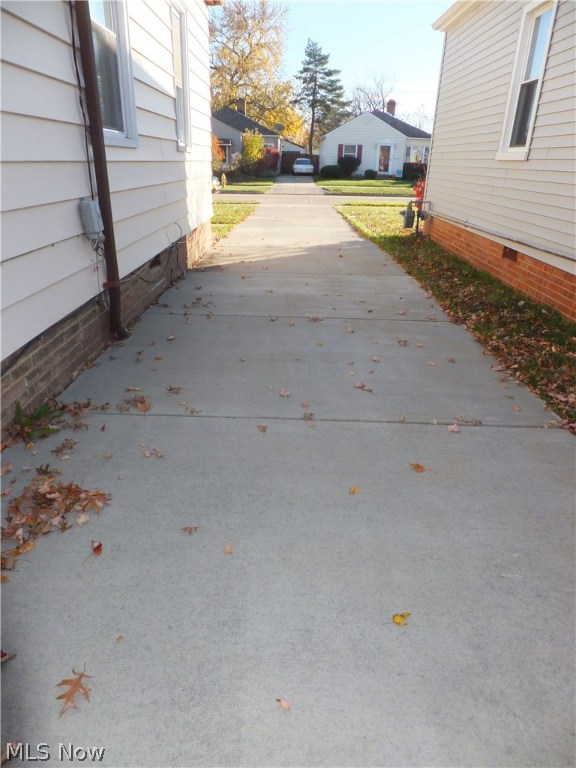 John E Buhl Dawnwood - Residential Lease