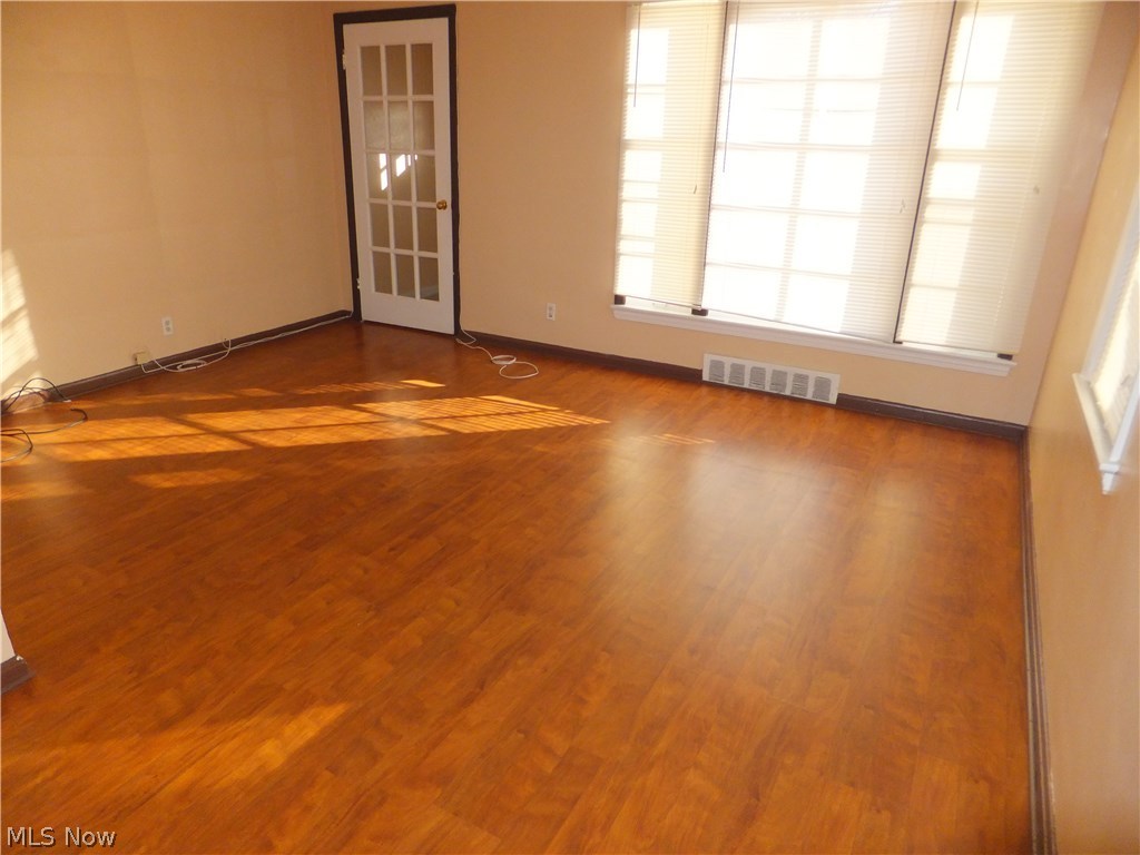 John E Buhl Dawnwood - Residential Lease