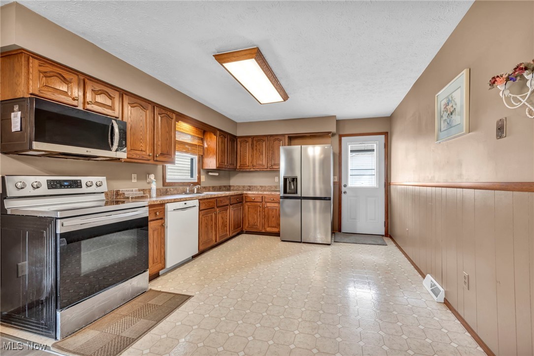 4079 Pardee Road, Stow, Ohio image 13