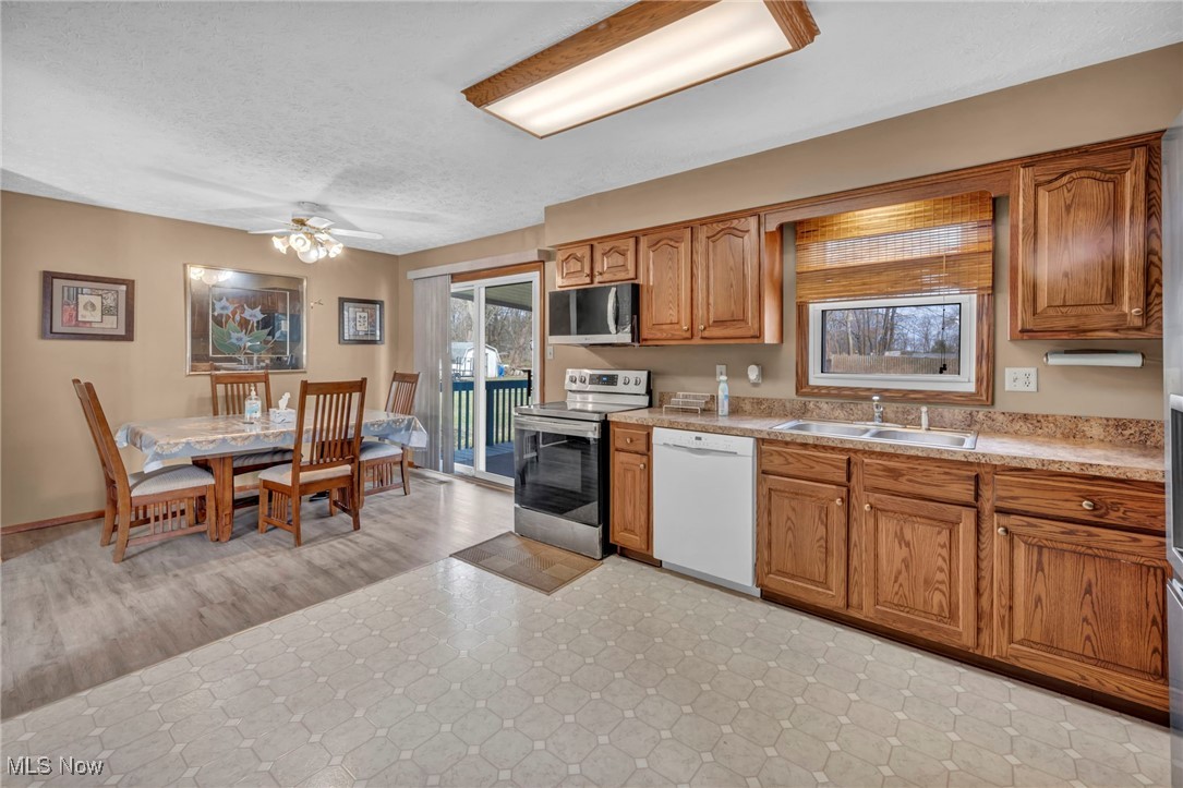 4079 Pardee Road, Stow, Ohio image 12