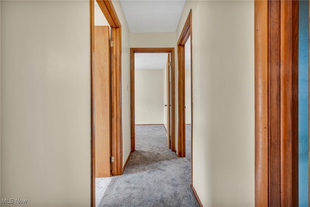 4079 Pardee Road, Stow, Ohio image 32