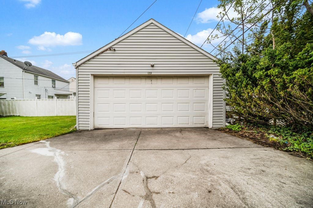 3843 Bendemeer Road, Cleveland Heights, Ohio image 7