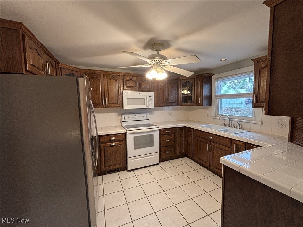 1121 24th Street, Canton, Ohio image 16