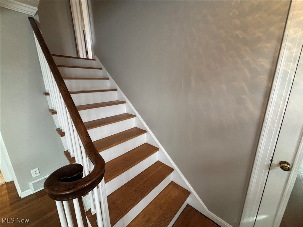 1121 24th Street, Canton, Ohio image 7