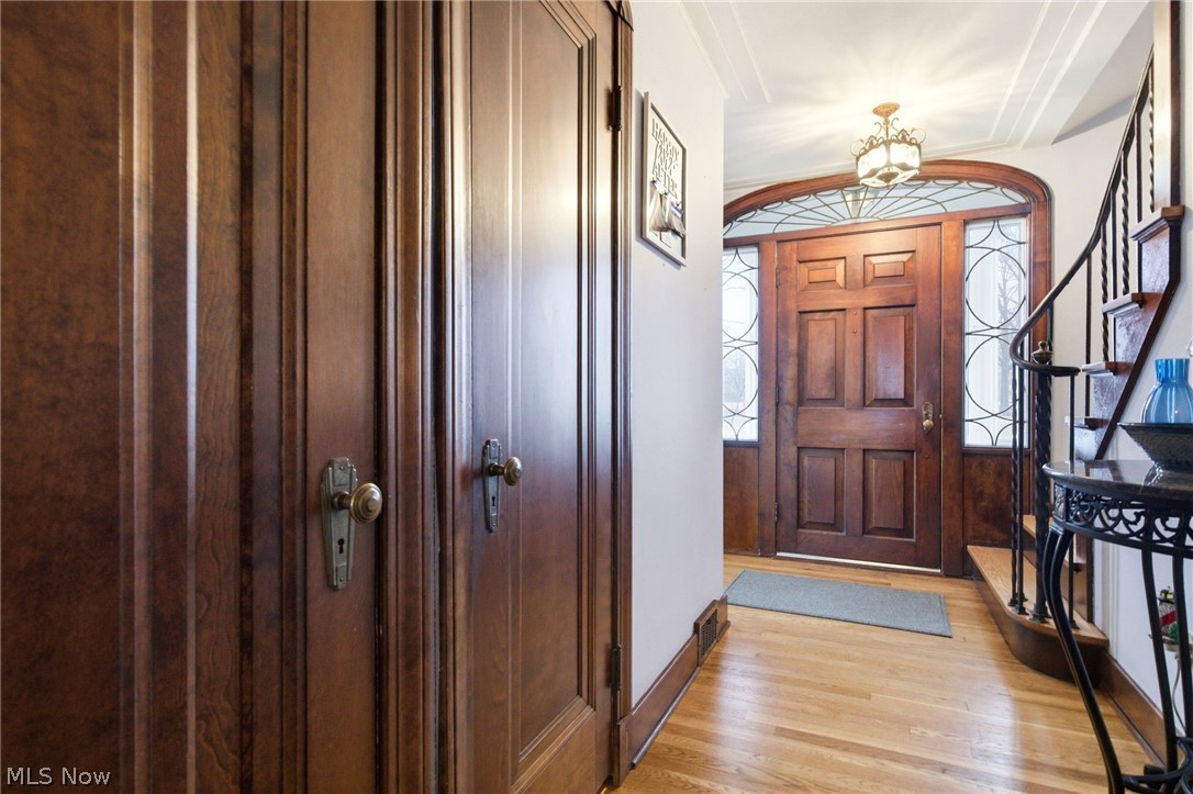 Lorain - Residential