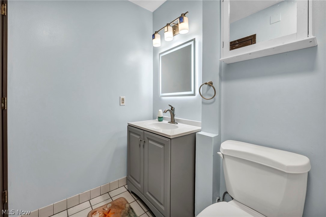 Taylor Mayfield Condo - Residential