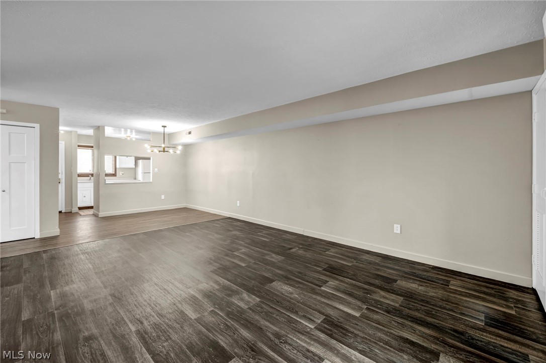Taylor Mayfield Condo - Residential