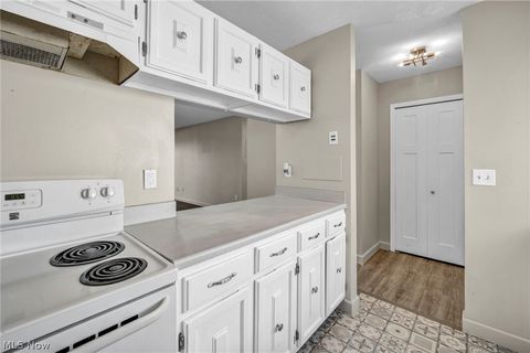 Tiny photo for 3432 Mayfield Road, Cleveland Heights, OH 44118 (MLS # 5202633)