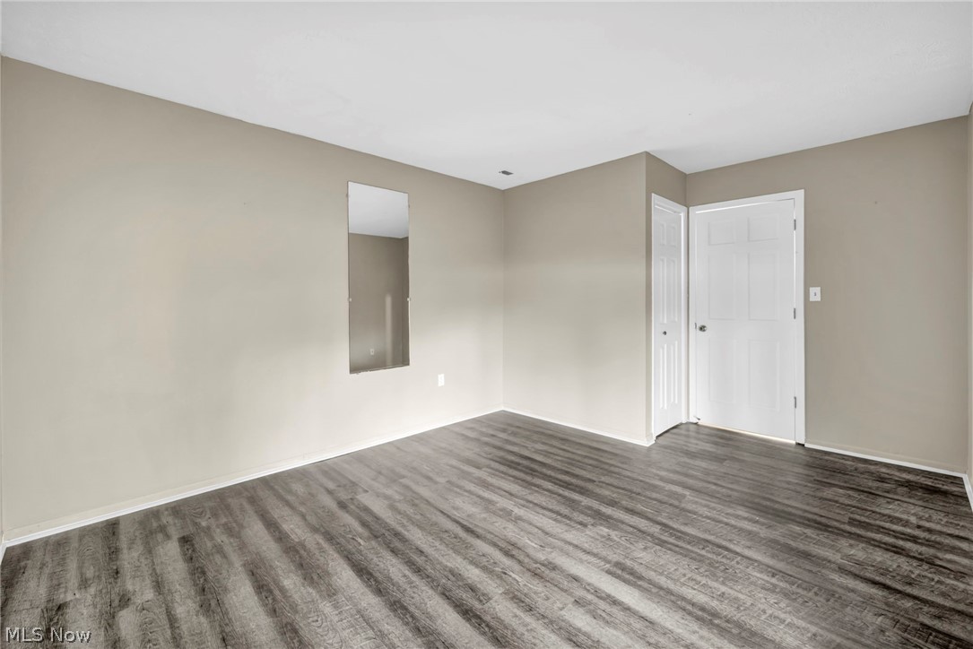 Taylor Mayfield Condo - Residential