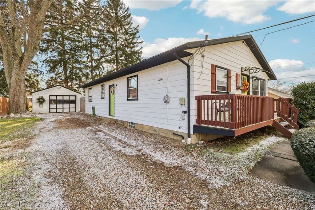 Photo of 1240 Benton Street, Barberton, OH 44203 (MLS # 5174454)