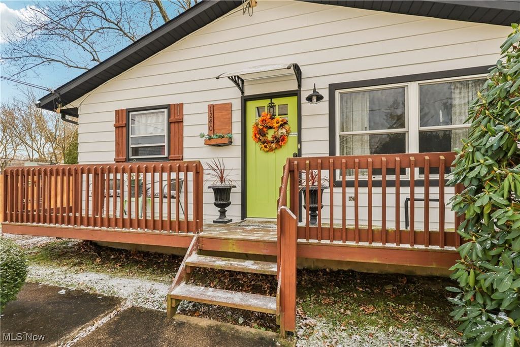 Photo of 1240 Benton Street, Barberton, OH 44203 (MLS # 5174454)