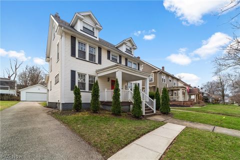 Tiny photo for 3180 Sycamore Road, Cleveland Heights, OH 44118 (MLS # 5188001)