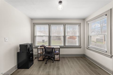 Tiny photo for 3180 Sycamore Road, Cleveland Heights, OH 44118 (MLS # 5188001)