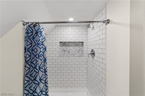 Tiny photo for 3180 Sycamore Road, Cleveland Heights, OH 44118 (MLS # 5188001)