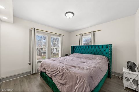 Tiny photo for 3180 Sycamore Road, Cleveland Heights, OH 44118 (MLS # 5188001)