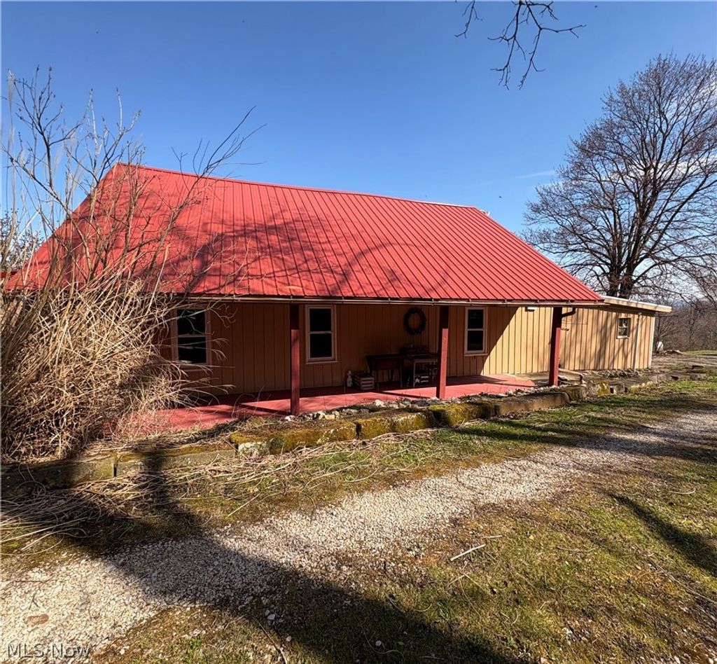 Photo of 64446 Erie Road, Salesville, OH 43778 (MLS # 5198514)