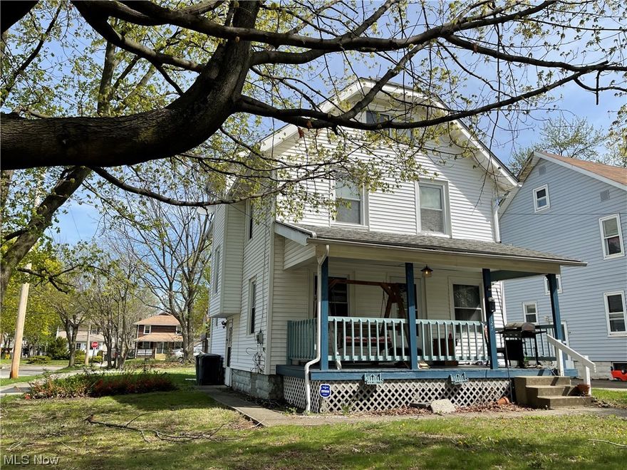 First time home buyers and or investors here you go! 127 E Archwood Ave. currently rented as a 2 unit has options!  Call today for your private viewing!