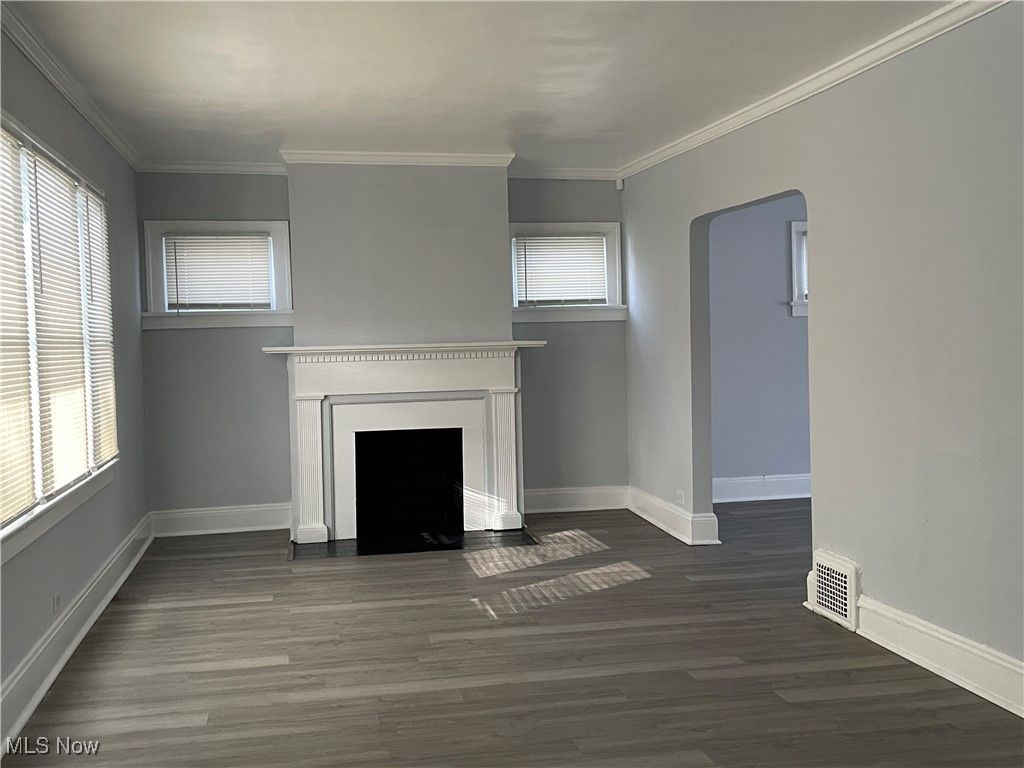 Photo of 3377 Lownesdale Road, Cleveland Heights, OH 44112 (MLS # 5176515)