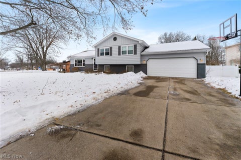 Photo for 8460 Crystal