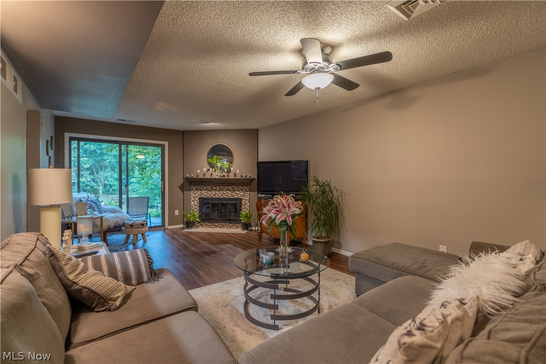 Hampton Woods - Residential