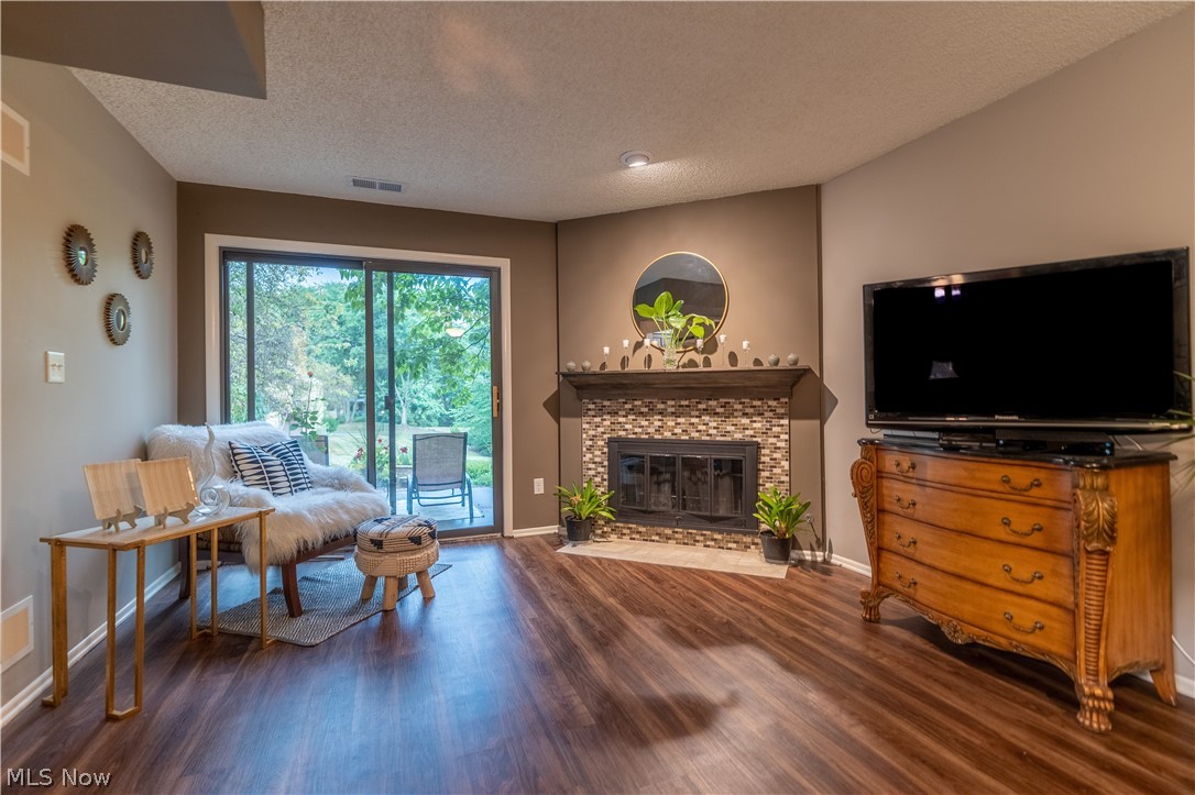 Hampton Woods - Residential