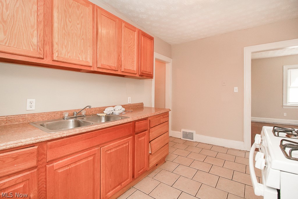 H C Wick Anx - Residential Lease