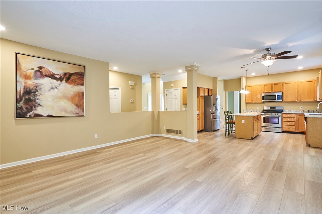 Cuyahoga Falls, Ohio 44223, United States, 4 Bedrooms Bedrooms, ,3 BathroomsBathrooms,Residential,Active,155934