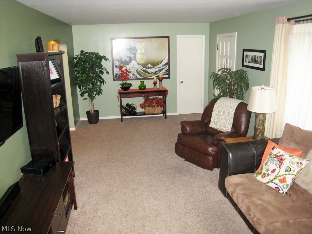 LEWIS ALLOTMENT - Residential