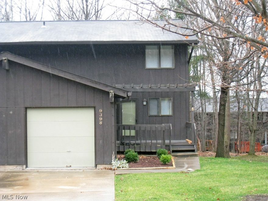 Absolutely ready to move right in! Don’t miss this beautiful 3 bedroom, 2.1 bath townhouse with a 1-car attached garage.  Featuring a spacious living & dining room, a large, eat-in kitchen, complete with all appliances, and a guest bath on the 1st floor.  The 2nd floor offers a master bedroom with a dressing area,  a  full bath, and 2 additional bedrooms.  The basement is complete with a recreation room, w/ a garden window and a walk-out to a private patio, a large laundry room, & a full bath.  Updates include: carpeting, painting, and  blinds throughout. 
Enjoy maintenance-free living at its best!