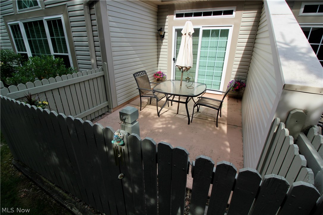 Cross Creek Condo - Residential