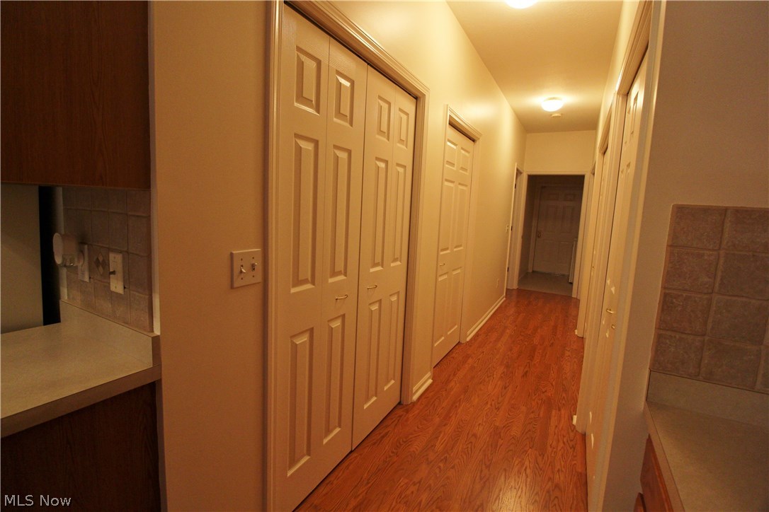 Cross Creek Condo - Residential