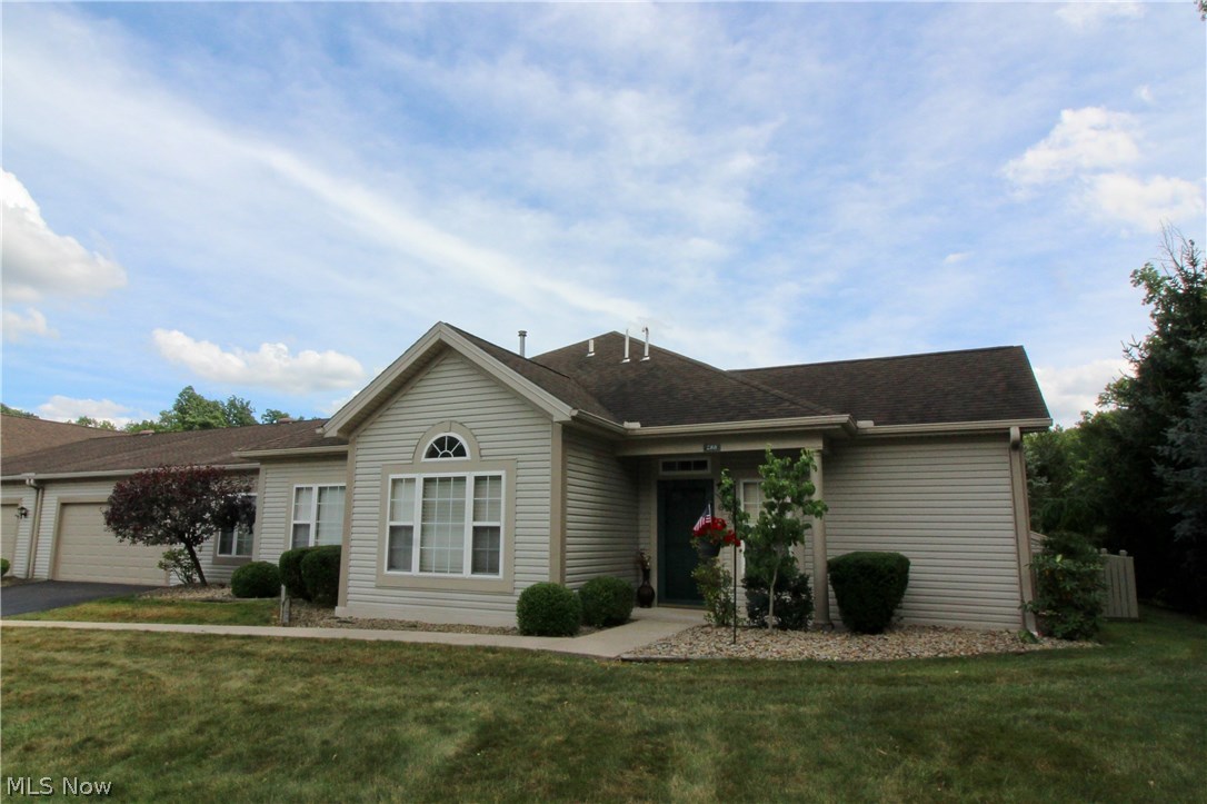 Cross Creek Condo - Residential