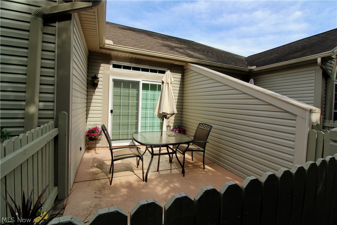 Cross Creek Condo - Residential