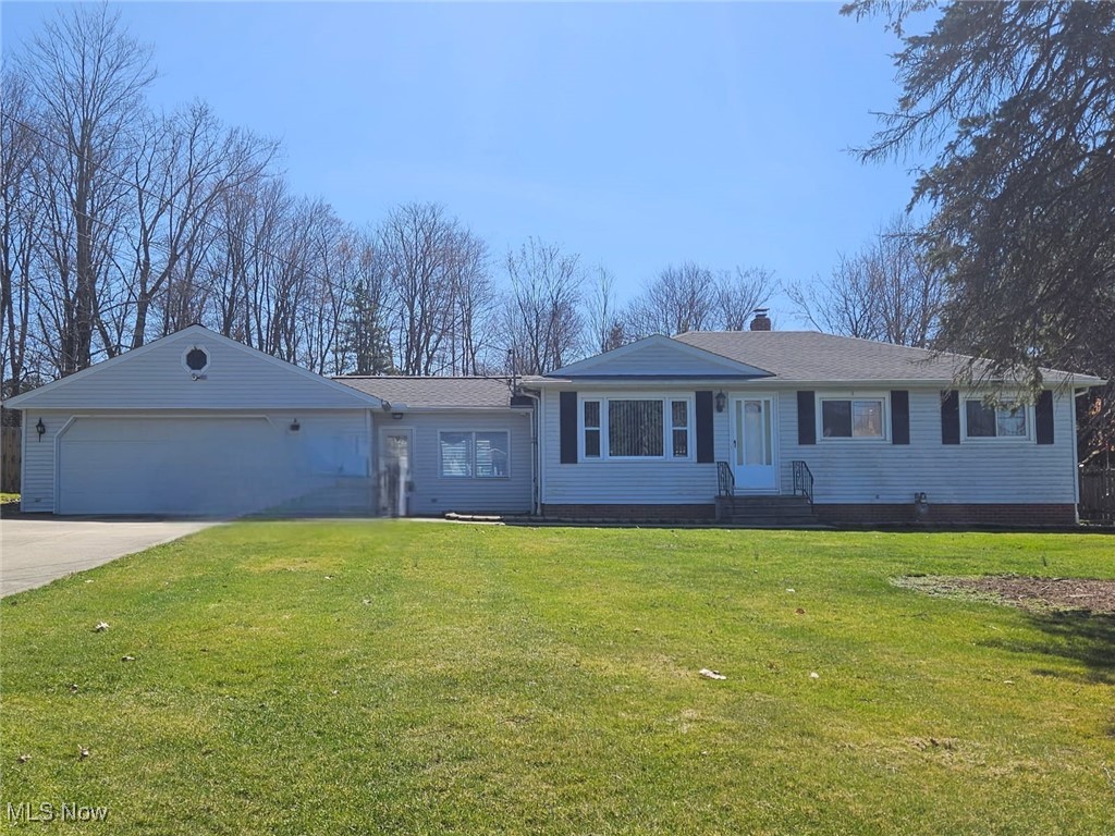 10035 Gabriella Drive, North Royalton, Ohio image 1