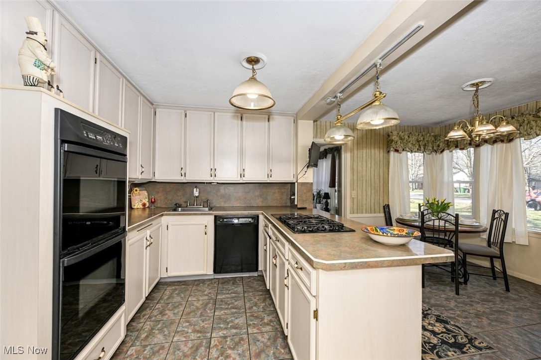 145 Edgewood Drive, Berea, Ohio image 7