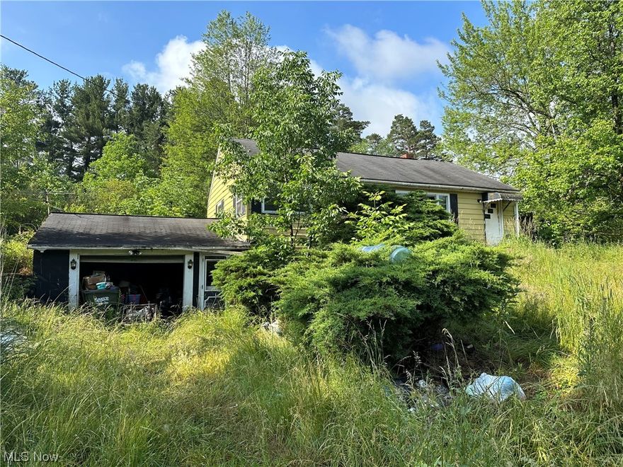 INVESTOR OPPORTUNITY... Come take a look at this 3 bedroom, 2 bath ranch home sitting on 1.65 Acres in Canton South. Such a beautiful secluded property that is ready for someone to bring their tools & expertise to make this someone's dream home. CASH ONLY, being sold as is.