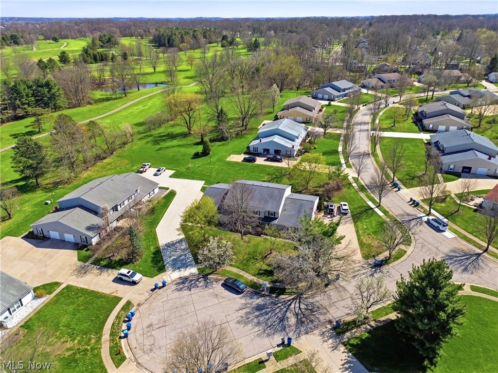 Photo of 2591 Jefferson Place #B, Stow, OH 44224 (MLS # 5199917)