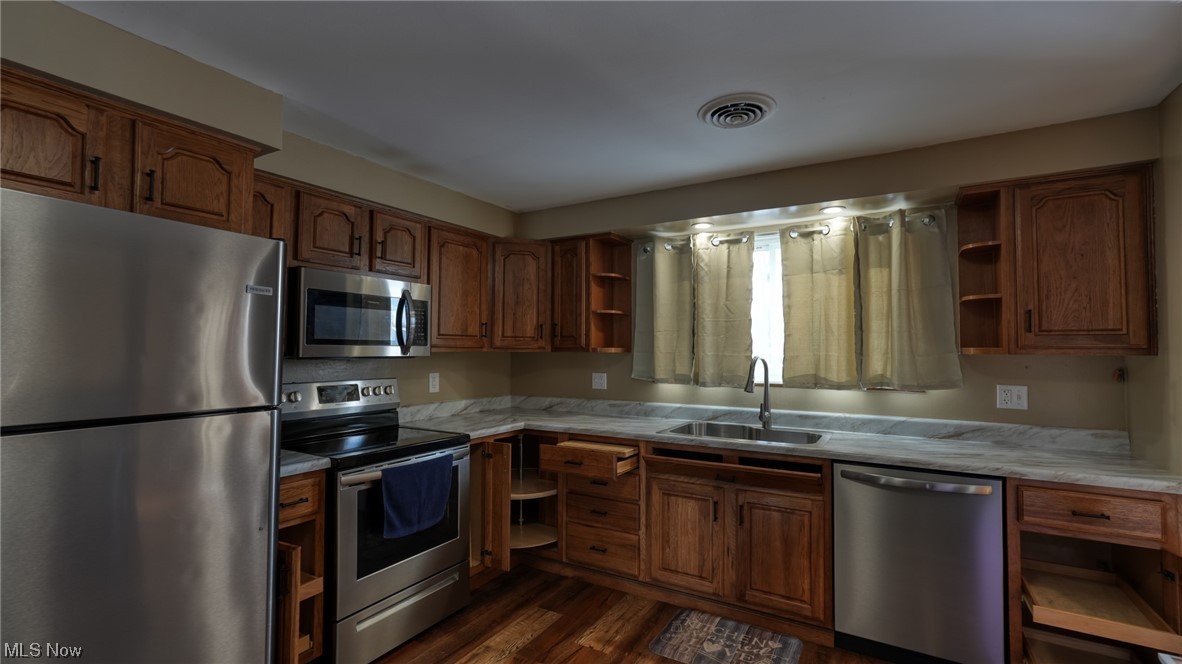 Hunting Meadows - Residential